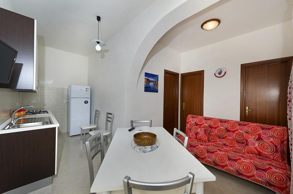 Casa Vacanza Saraceno Apartment Castellammare del Golfo Ruang foto